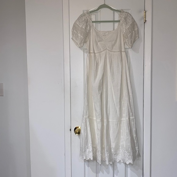 NWOT ASTR White Eyelet Dress - Picture 2 of 8